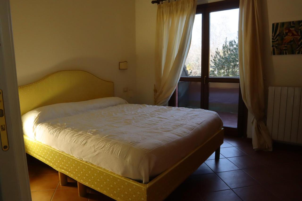 Relais Ca Nova Guest House Bogogno Екстер'єр фото